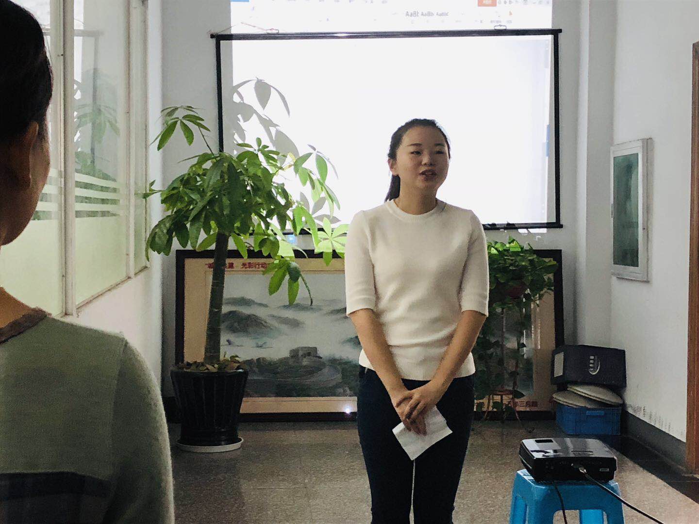塑料托盤廠家每周早會，以飽滿的精神開單！