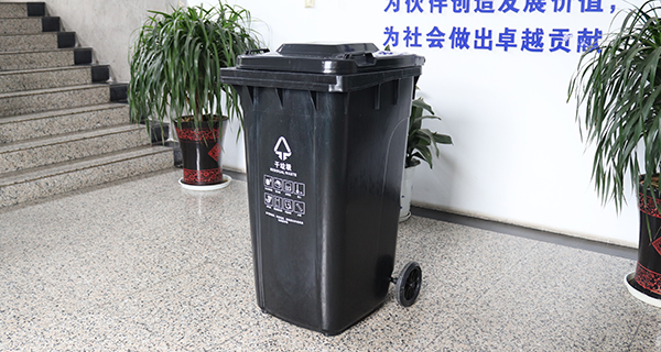 全面推進(jìn)城市垃圾分類，一種黑色垃圾桶能放什么？